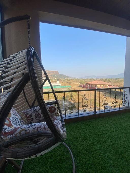 Mount Resorts Lonavala 5 Bhk Luxurious Villa With Private Pool And Full Size Cricket Football Turf Exterior photo