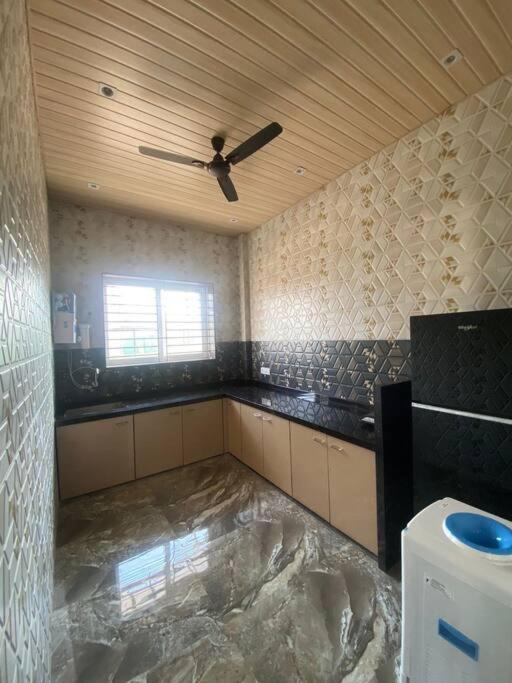 Mount Resorts Lonavala 5 Bhk Luxurious Villa With Private Pool And Full Size Cricket Football Turf Exterior photo